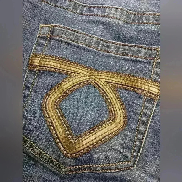 2/$30 LEE PLATINUM LABEL jeans- (#450) - Picture 5 of 8